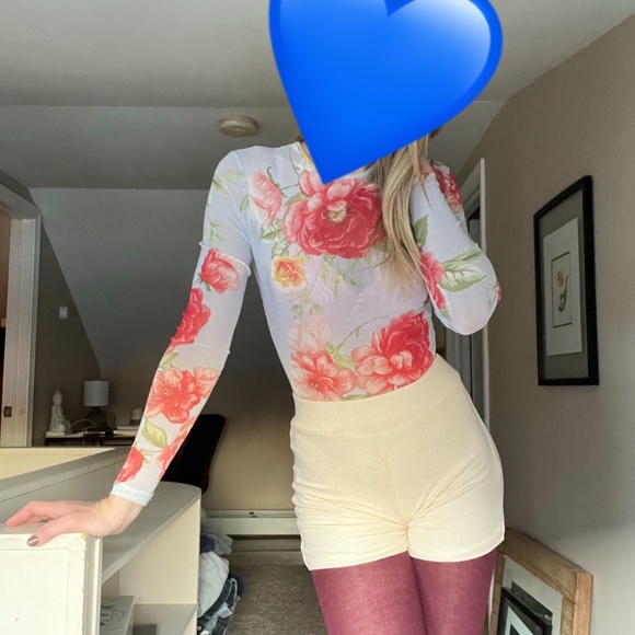 Floral bodysuit - Picture 2 of 4